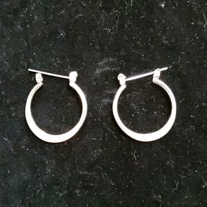 Medium silvertone pierced hoops